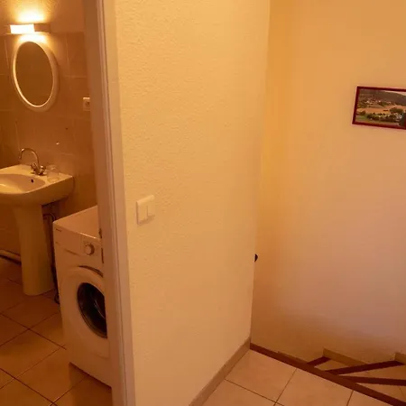 La Place Apartment