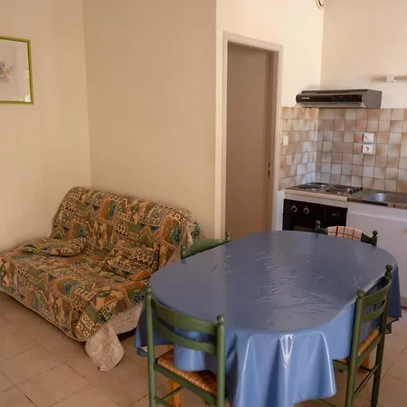 La Place Apartment *